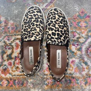 Cheetah print slip on sneakers